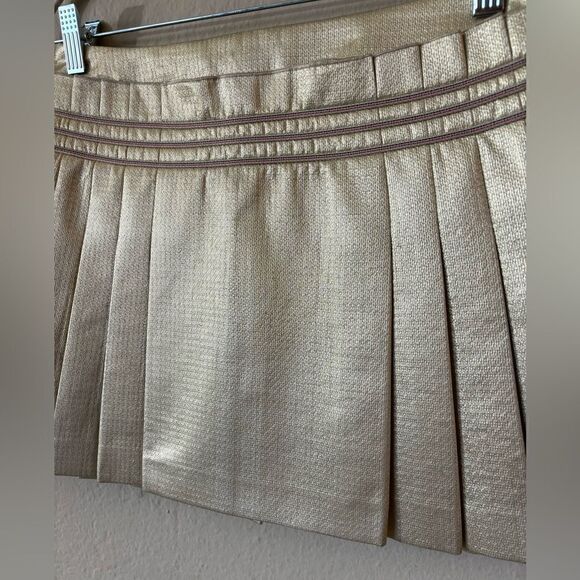 Chanel Mini Gold Cream Skirt Lame Pleated Size 2 - Picture 8 of 14